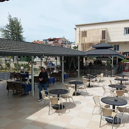 Amphi Hotel de apartamente