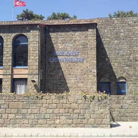 Hotel apartamentowy Amphi *
